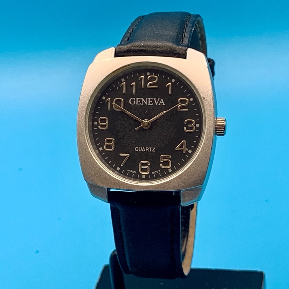 GENEVA Men’s Quartz Wristwatch Leather Strap Japan Movt Easy Read Works New Batt